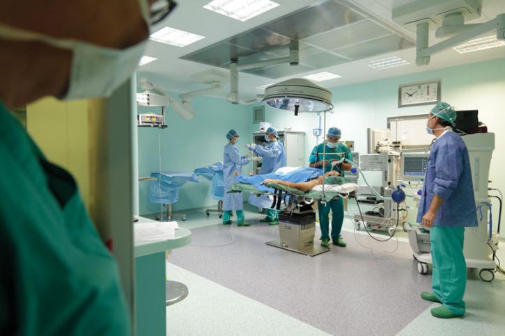 Sala operatoria durante un'intervento